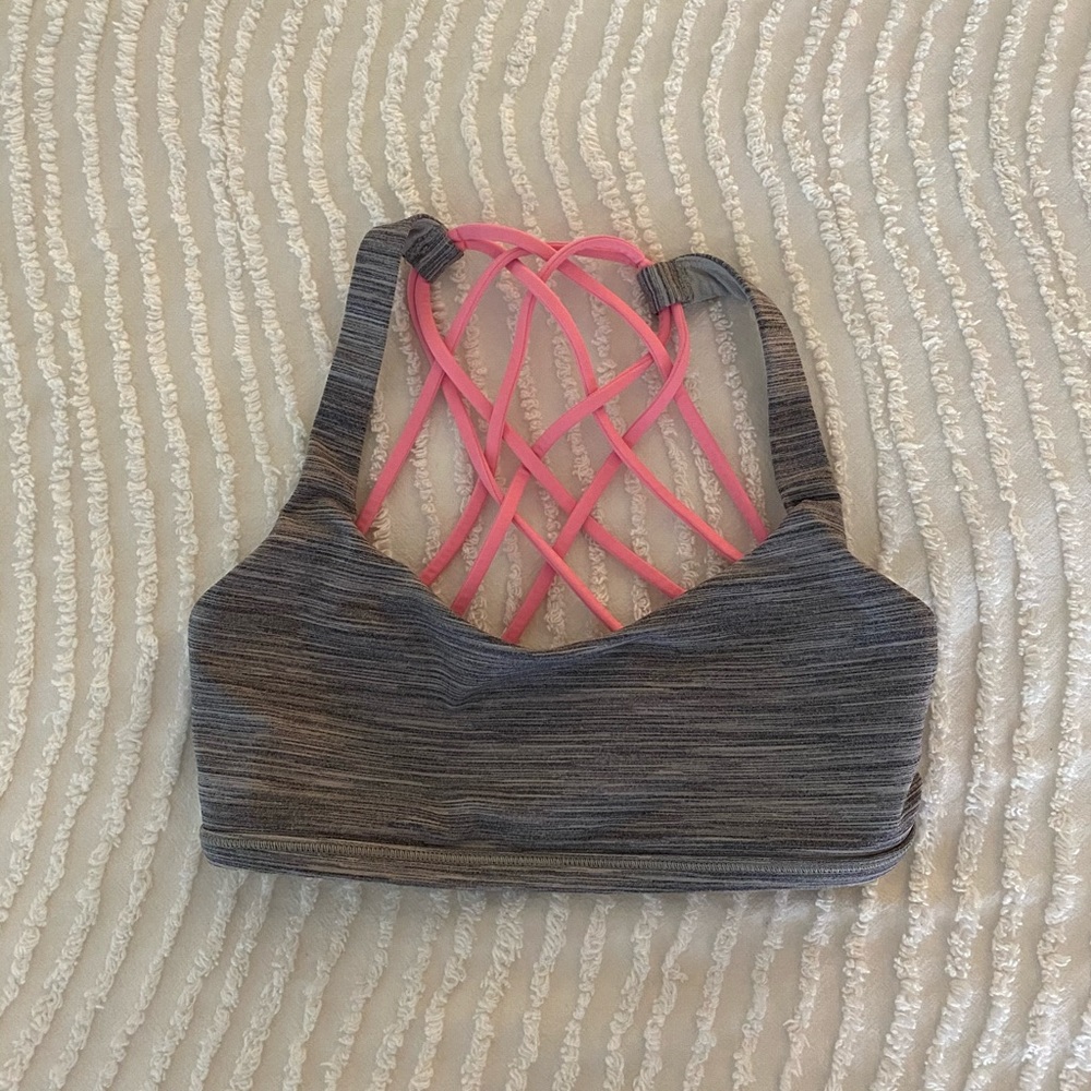 Lululemon free to be wild bra